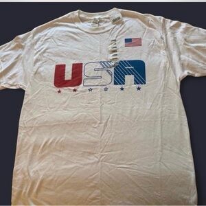 💕 Gildan USA Graphic White crewneck T-Shirt patriotic 4th July size L men